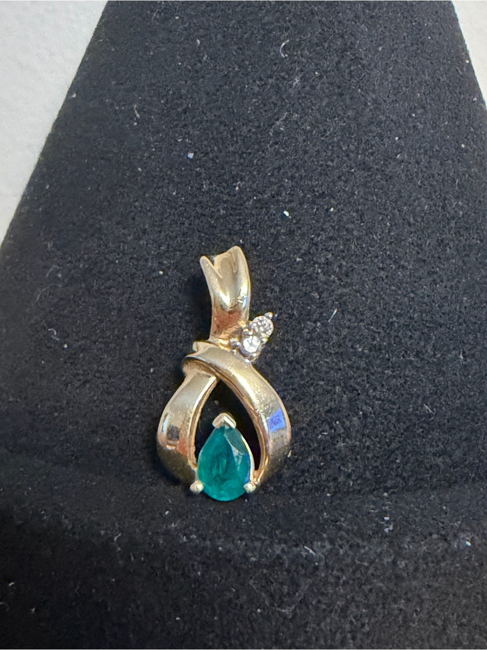 14k Gold Teardrop Emerald Pendant with Diamond Accents.